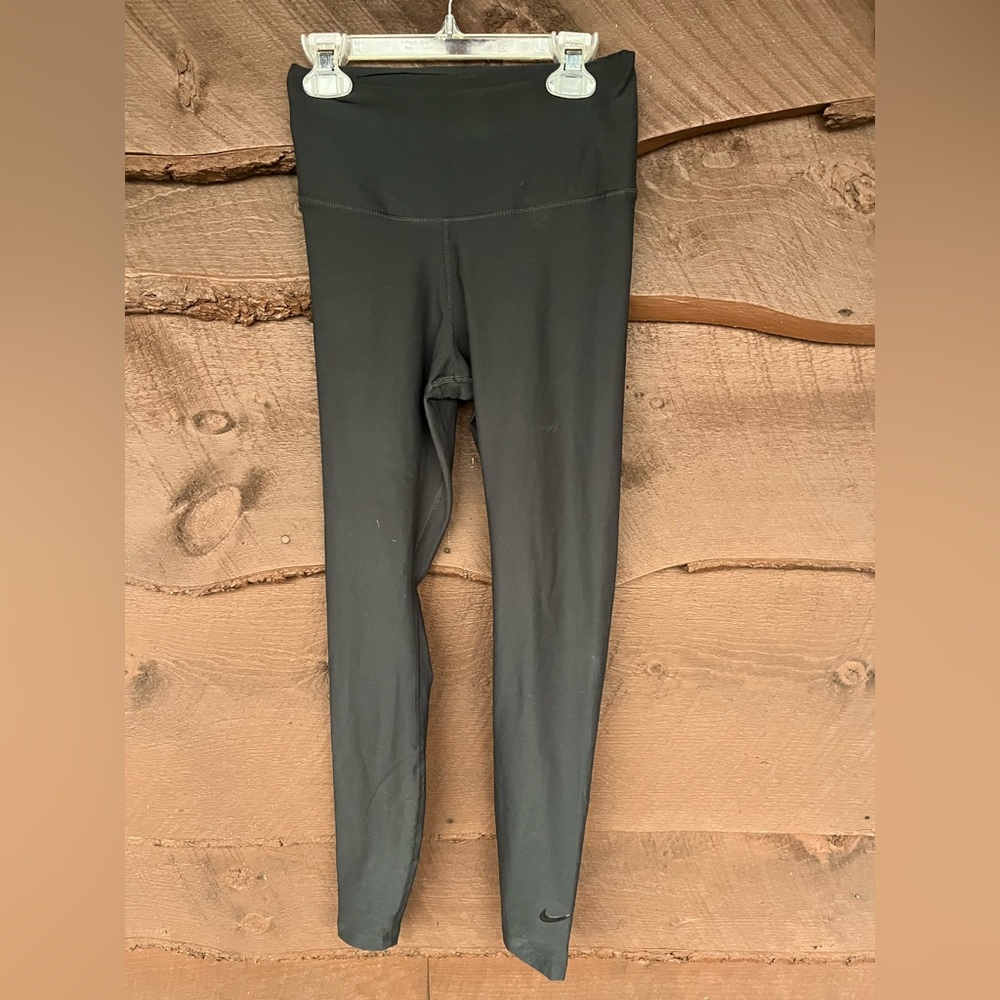Nike Black High-Rise Performance Leggings
